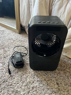 Small Desktop Fan w/ Mist Feature