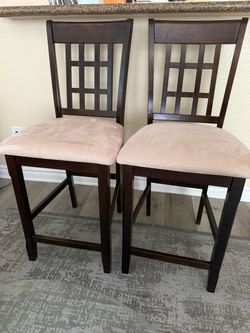 Bar stool