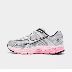 WOMEN'S NIKE ZOOM VOMERO 5 CASUAL SHOES