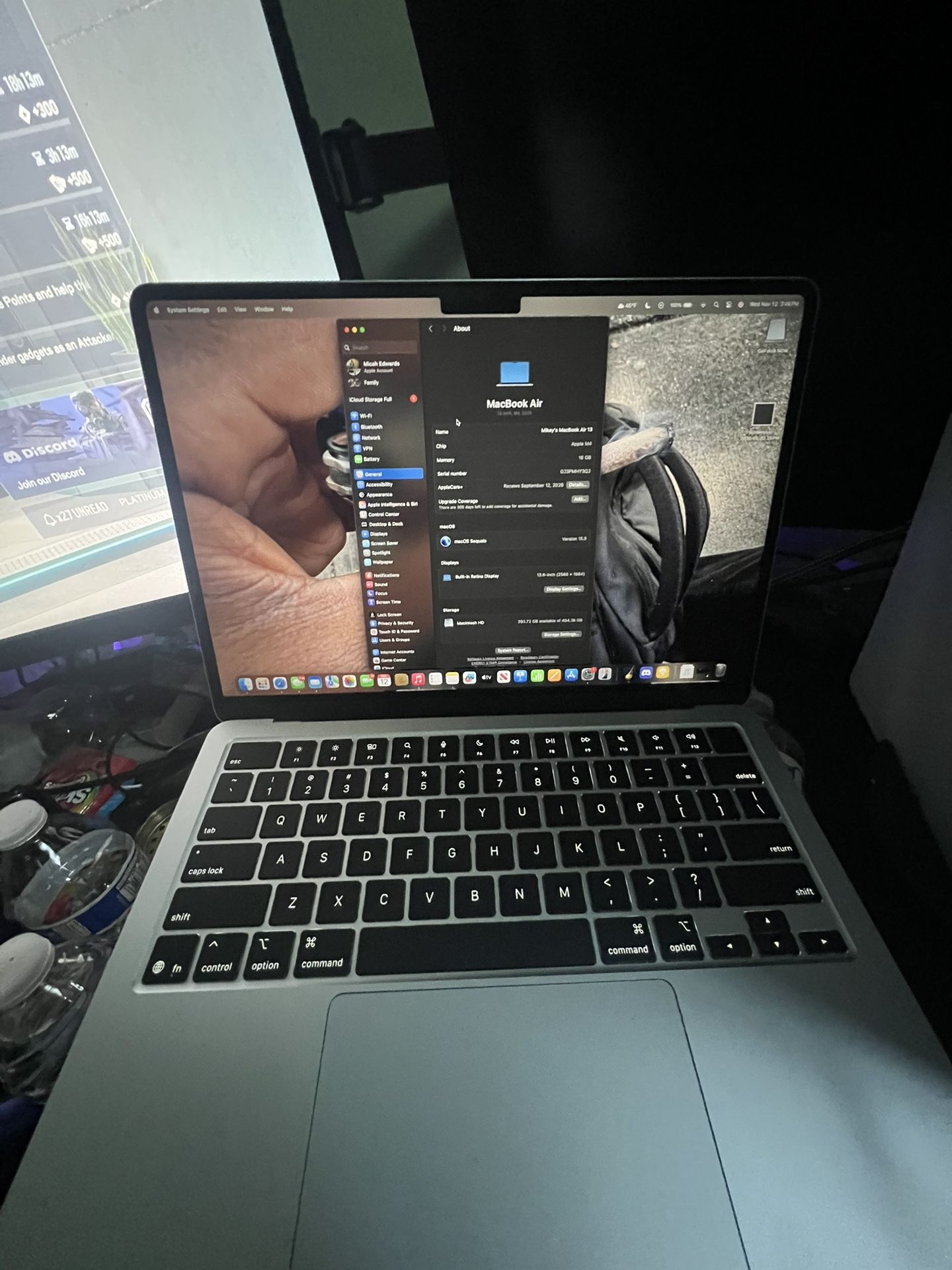 Apple MacBook Air M4  (2025)