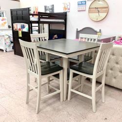 Brody White/Gray 5-Piece Counter Height Set (Dining table and Chairs