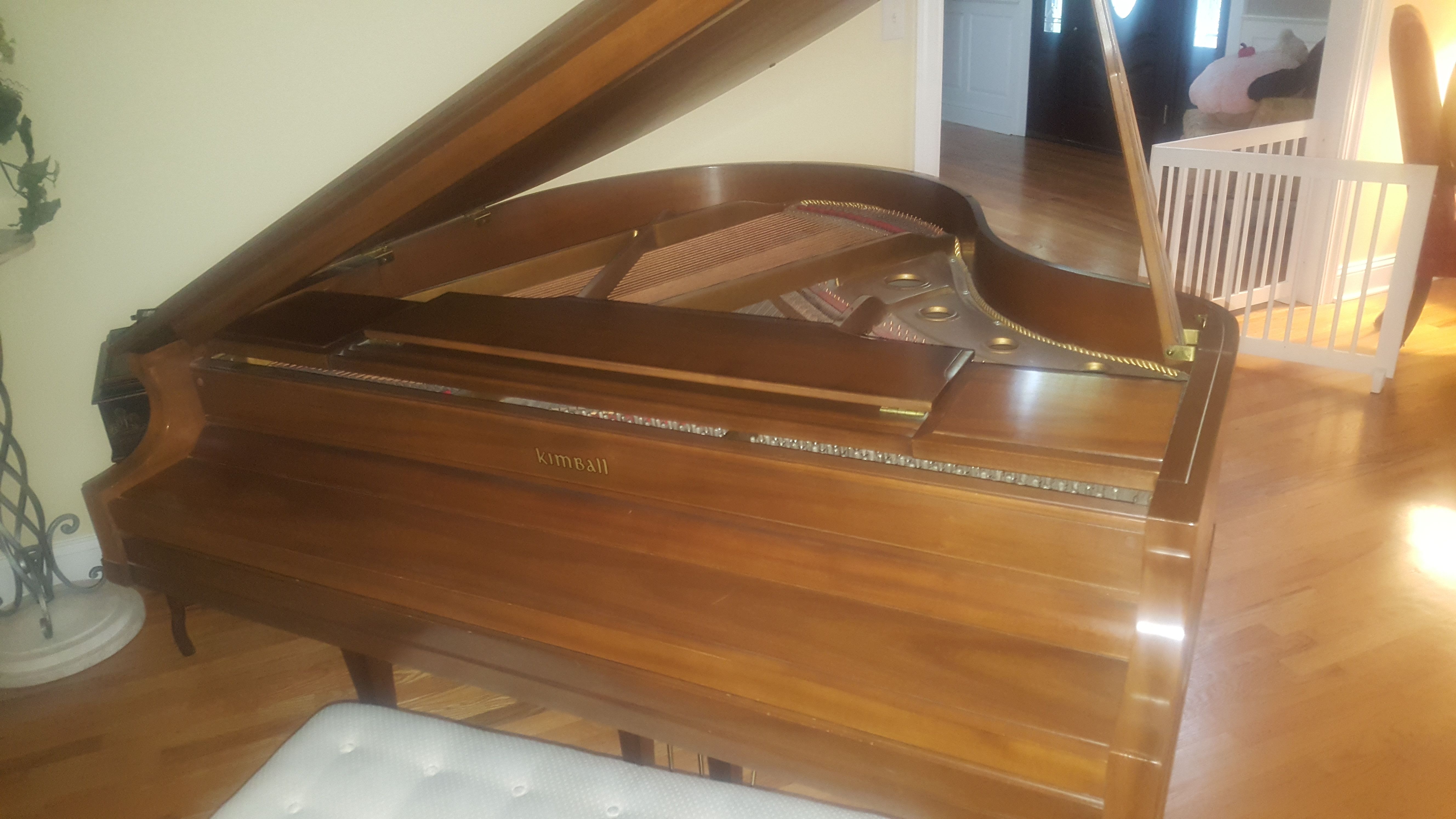 Grand Piano - Mint condition