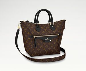 EXCELLENT CONDITION- Louis Vuitton Tournelle Purse