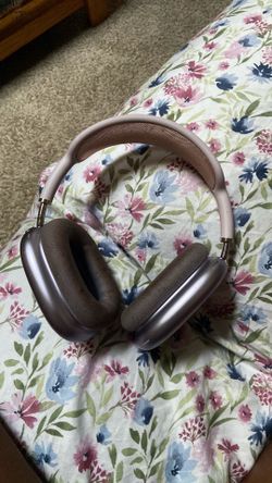 Apple AirPods Pro Maxs