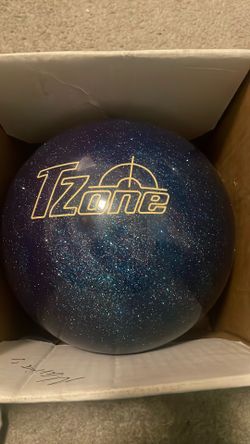Bowling ball 6 lb pounds. Not drilled . No holes