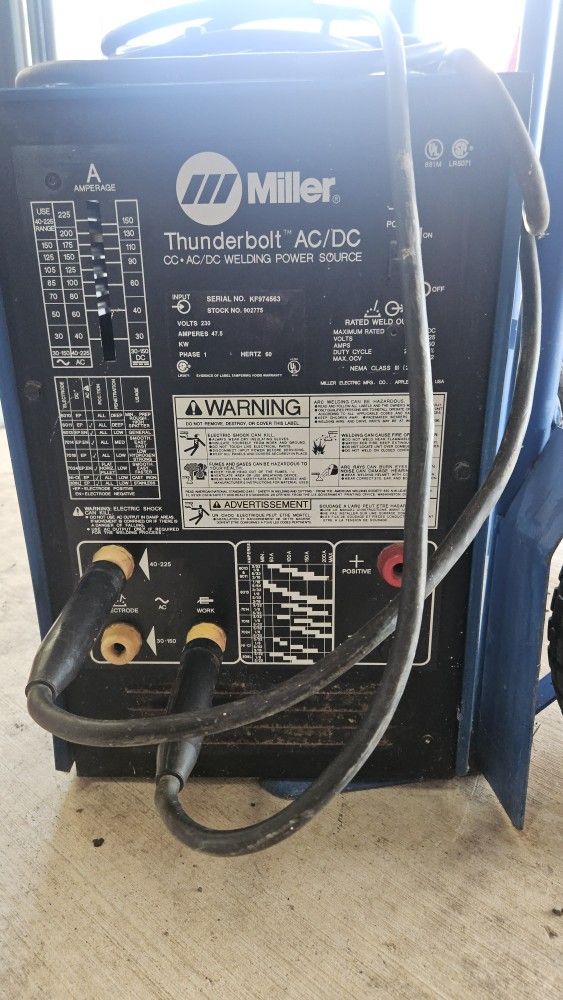 MILLER THUNDERBOLT AC/DC WELDER