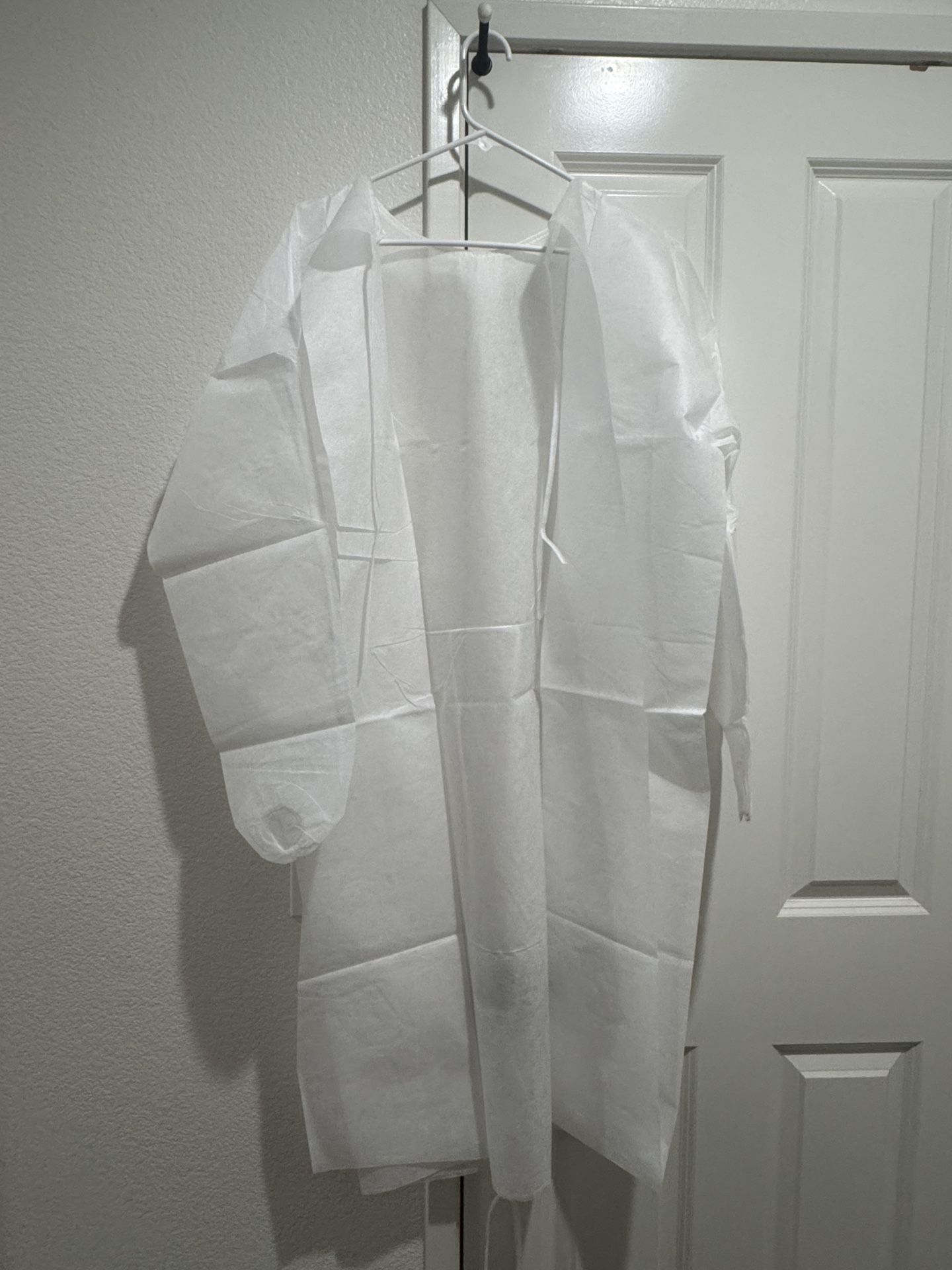 Disposable Isolation Gowns with Elastic Cuff, Knitted Cuff, Late x- Free, Non-Woven, FluidResistant, Dental, Hospital, Industries,