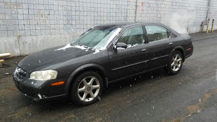 2000 Nissan Maxima