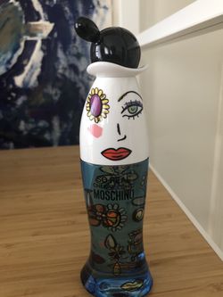 Moschino “So Real” Perfume