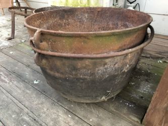 “3” Cast Iron 30 Gallon Kettle