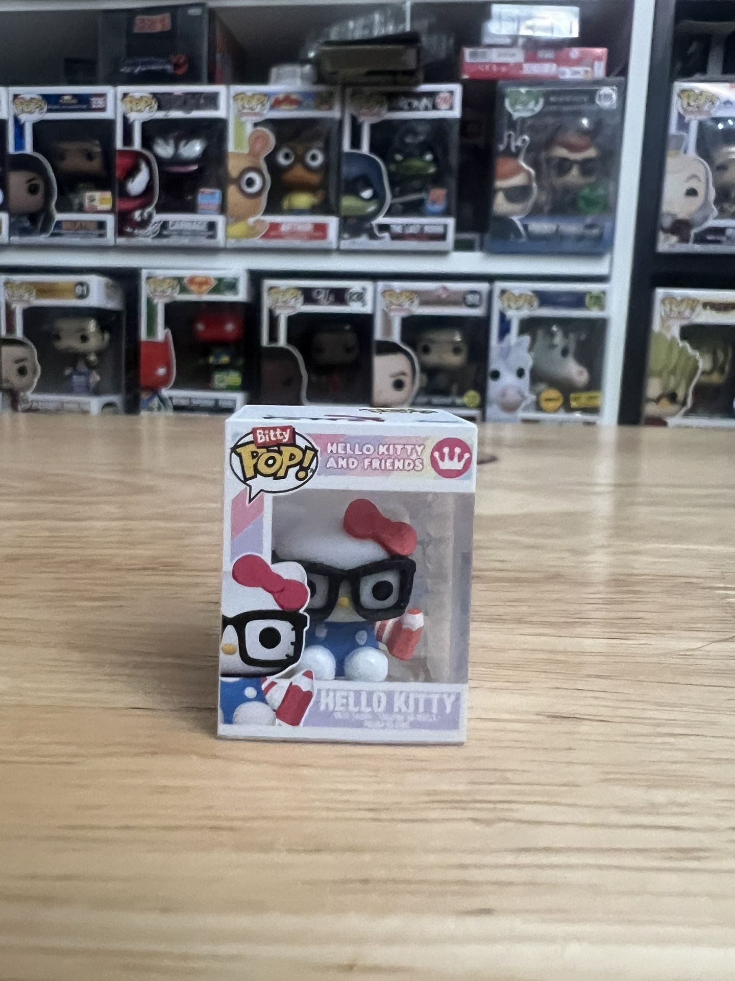 HYPER RARE CHASE BITTY Hello Kitty with Glasses #65 Friends Funko Pop My Melody