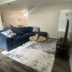 Bob’s Furniture Sectional W/ pull out bed