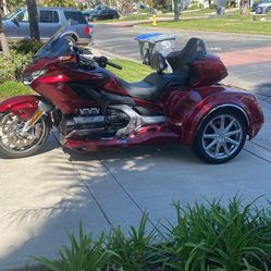 Honda Goldwing 1800 GL (CSC- TRIKE, ENCORE)