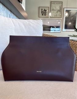 The Row Sienna Shoulder Bag – Dark Brown Leather