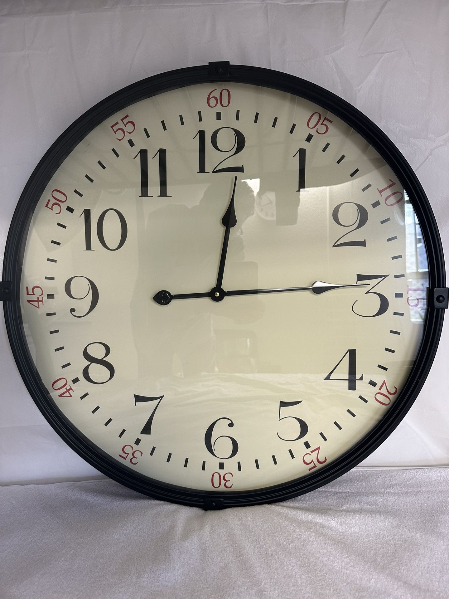 Wall Clock 26inch Diameter