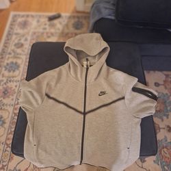 Nike tech hoodie