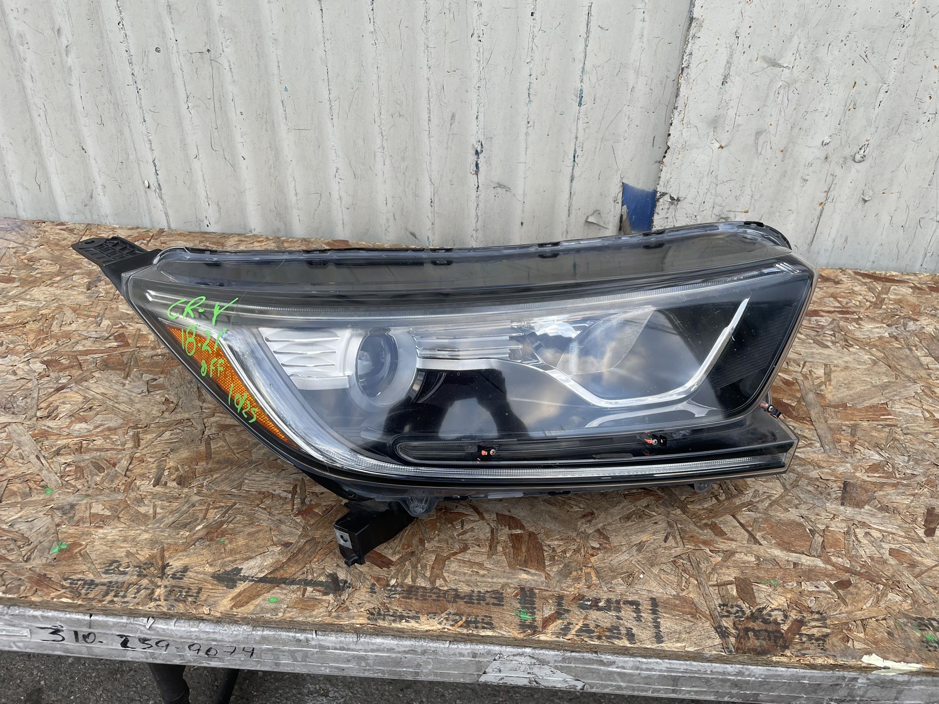 2017 2018 2019 2020 2021 Honda CR-V Headlight RIGHT/PASSENGER/RH SIDE