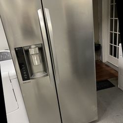 LG Side By Side Refrigerator