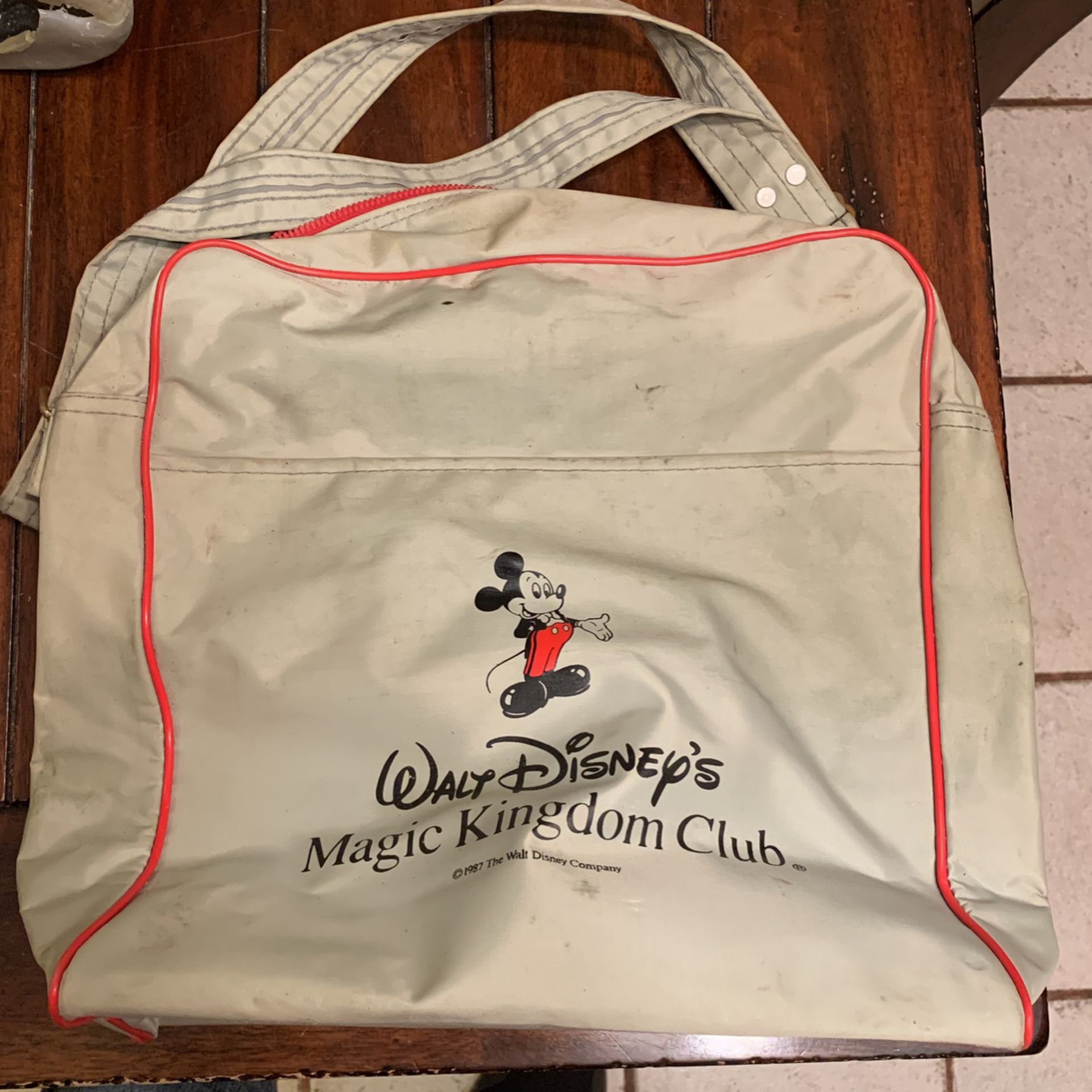 Disney Magic kingdom Club Bag 