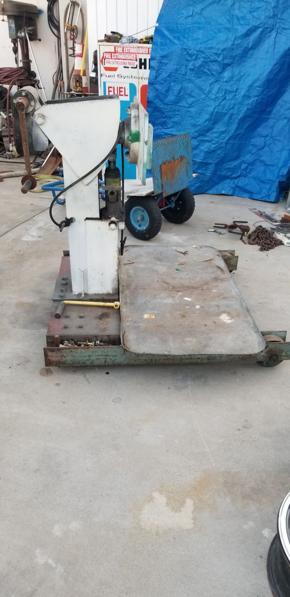 Engine stand Cummins , I.H , cat ,Detroit