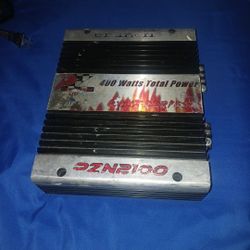 Crunch 400 Watt  2 Channel Car Speaker Amplifier 