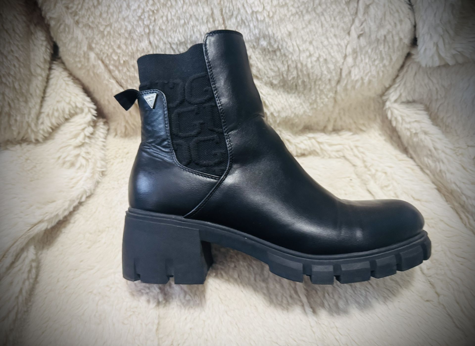 Black Boots