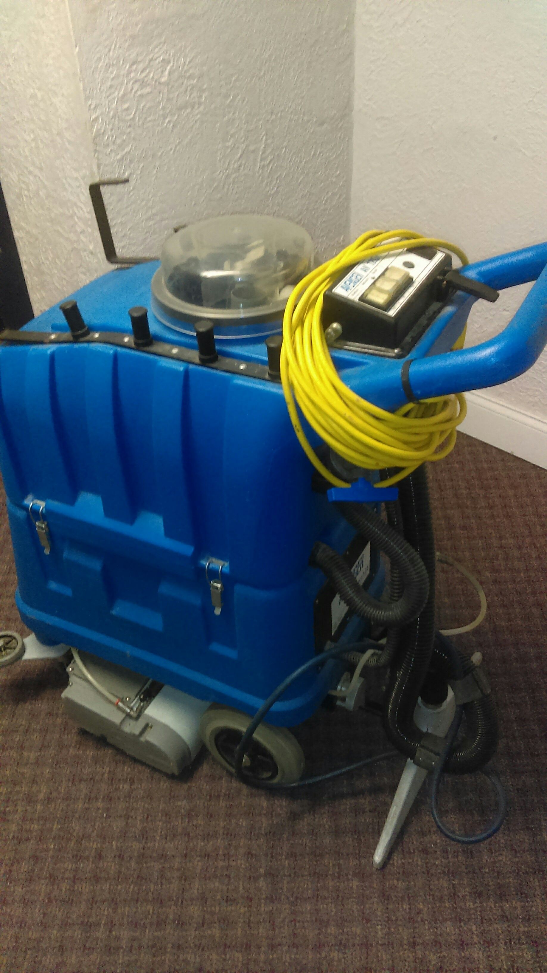 Carpet Cleaning Machine- NaceCare AV12QX Avenger Carpet Extractor