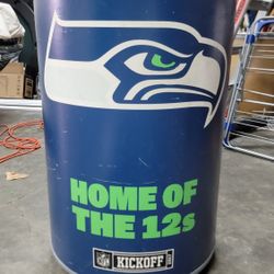 Large Seahawks Recycle Can
