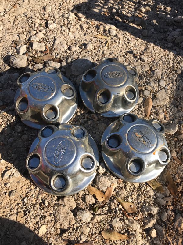 Ford center caps 5 lug oem for Sale in Houston, TX OfferUp
