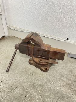 Parker Swivel Base Bench Vise 4" Jaws, 8" Opening, Heavy Duty USA Made