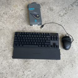 Mouse Key Board And Armrest Set