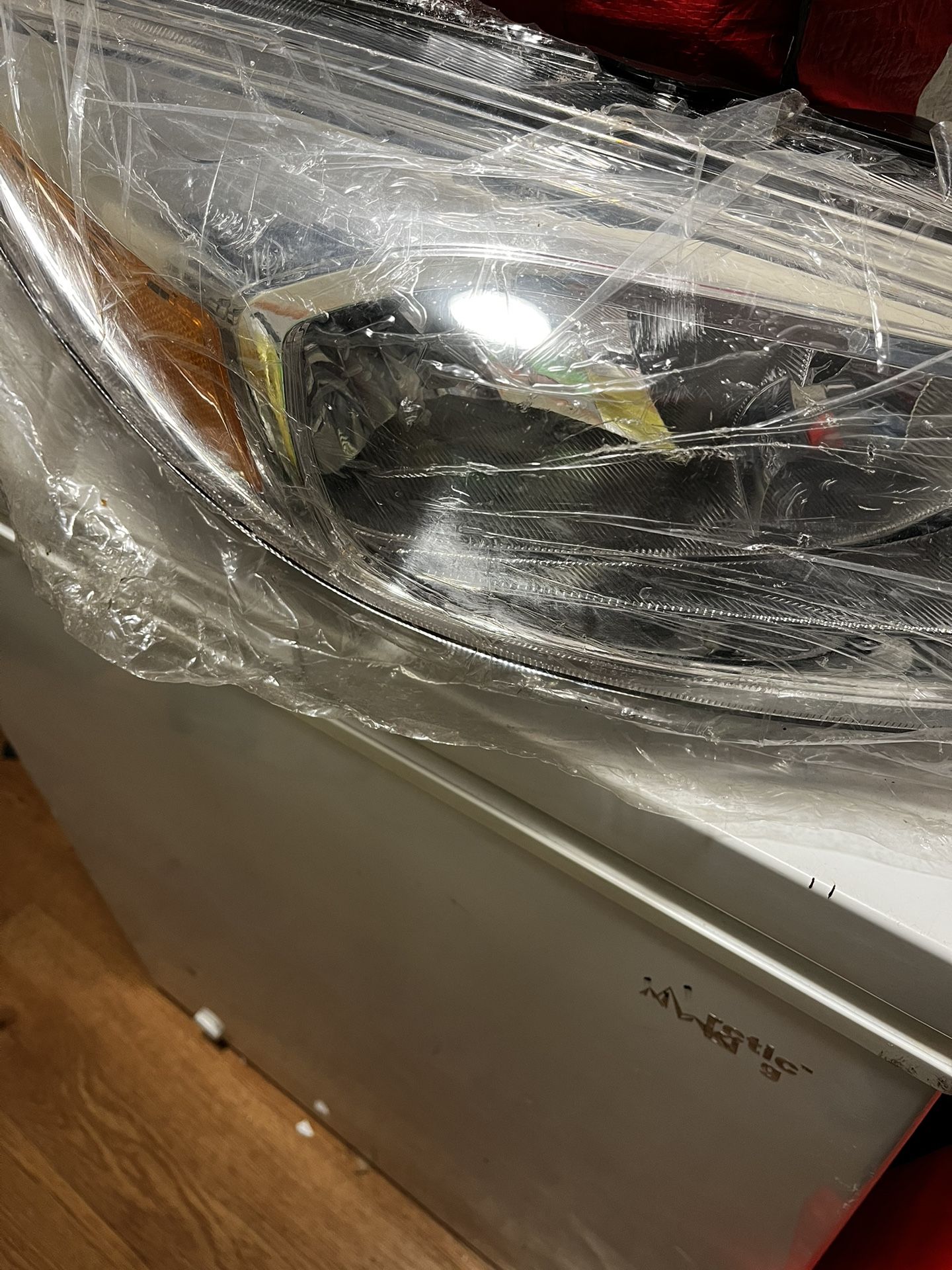 Ford Focus Headlight