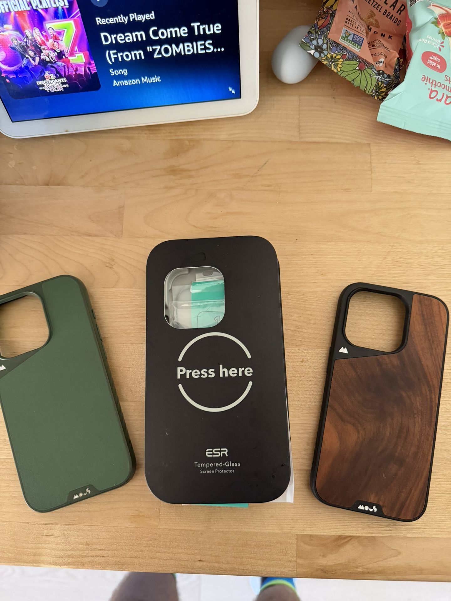 iPhone 15 Pro Cases and Screen Protector