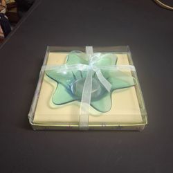 "NEW " Luminescence Candles 6" x 6" Blue Glass Flower Shaped Candle Dish With Matching Blue Tealight Candle