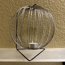 FREE Round Wire Tea Light Candle Holder 