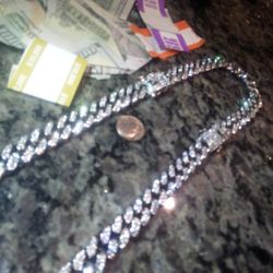 Mid-long Masculine Three Lock Lab Diamond Chain