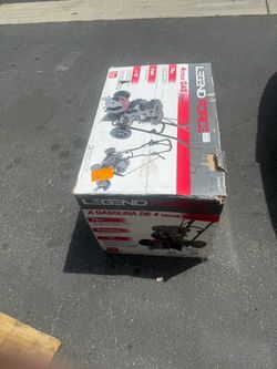 9 in. 79 cc Gas Powered 4-Stroke Walk Behind Landscape Edger new $180 highland to pick up