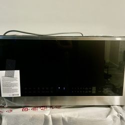 New Smart LG - 2.1 Cu. Ft. Over-the-Range Microwave