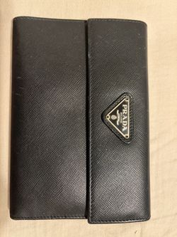 Black wallet
