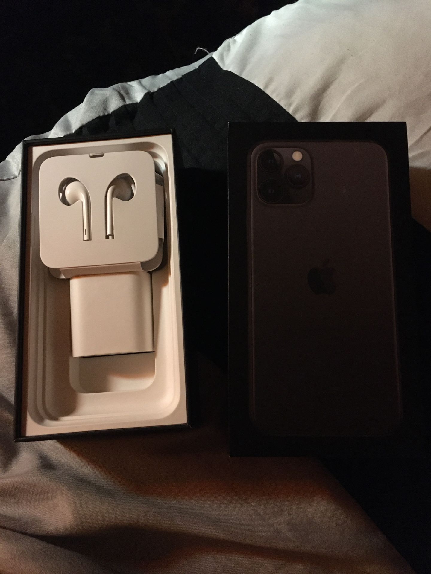iPhone 11 pro box and accessories