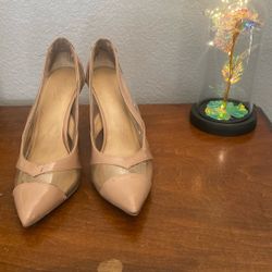 Light Pink Thalia Sodi Highheels Size 7.5