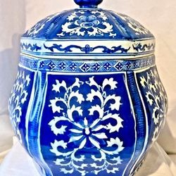 Blue & White Hexagonal Canton Porcelain Ginger Jar w/ Lid Rare Chinese Canister