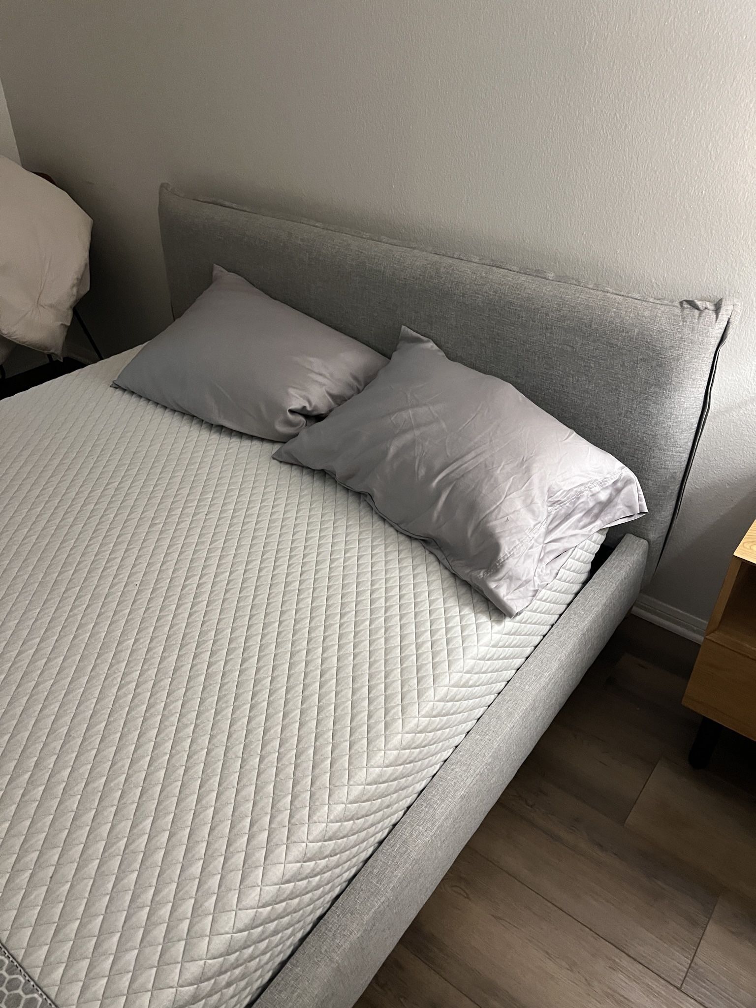 Bed Frame WITH Tempurpedic Mattress