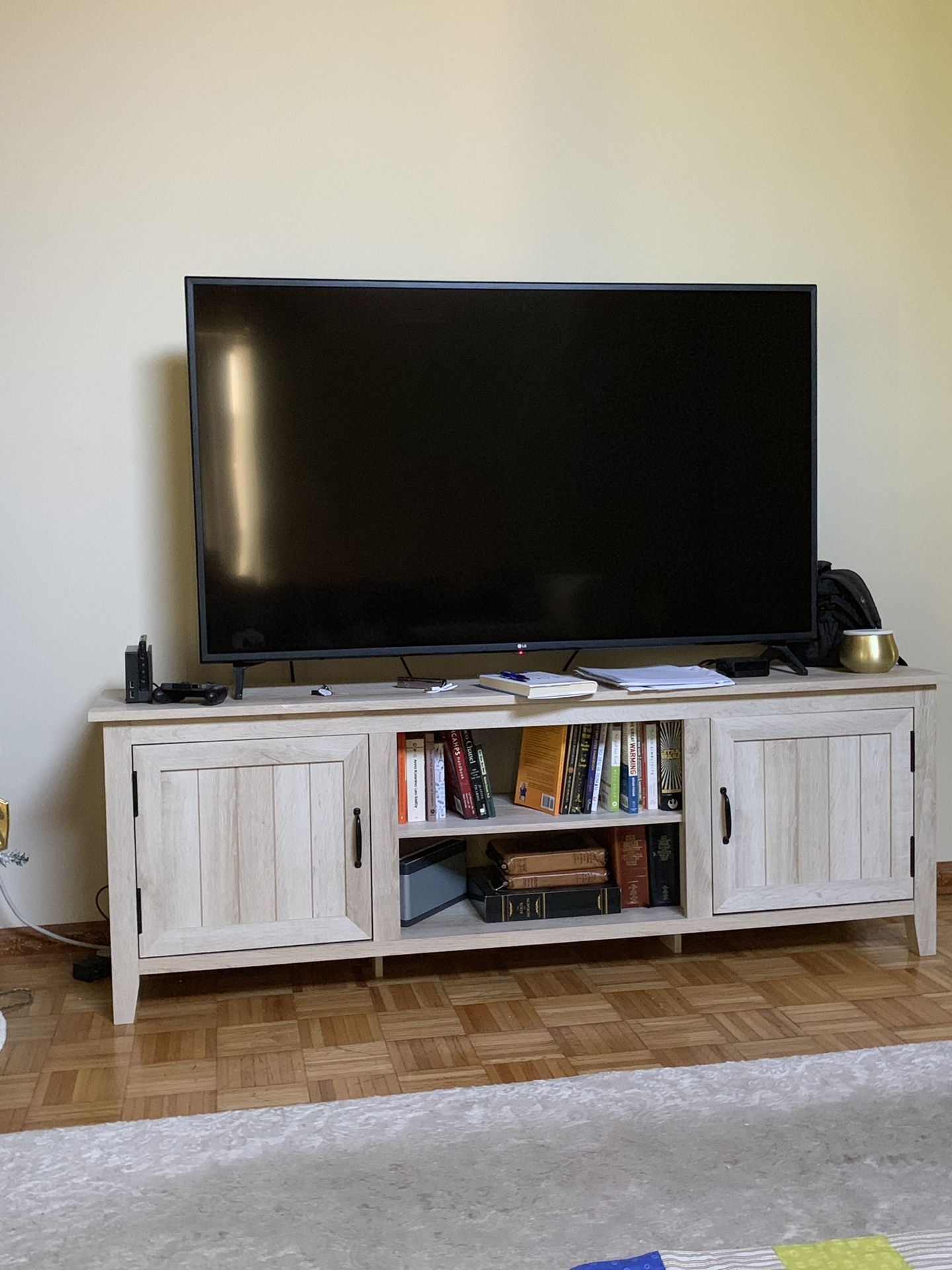 Beautiful wood tv stand/media console table