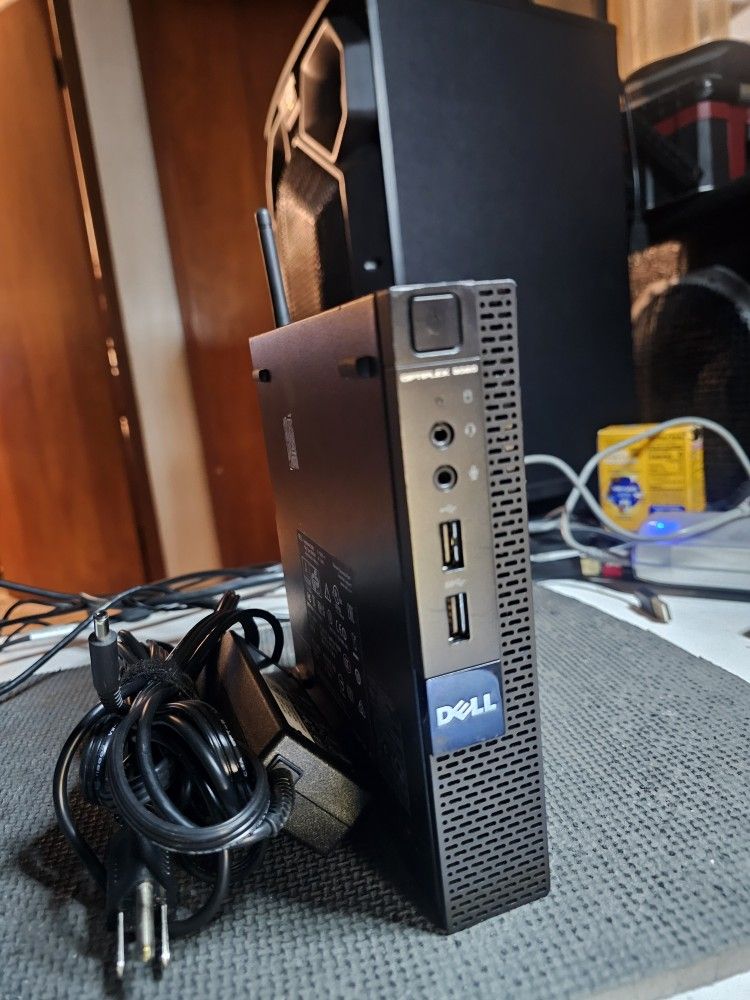 Dell Mini PC i5-3.40GHz-CPU 8GB Ram 500GB SSD Wi-Fi Bluetooth