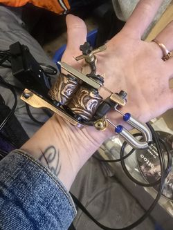 Tattoo Gun And Ink 