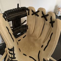 Custom Baseball Glove 