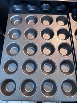 Nonstick Baking Pans – Brownie, Muffin & Mini Muffin Pans – Like New