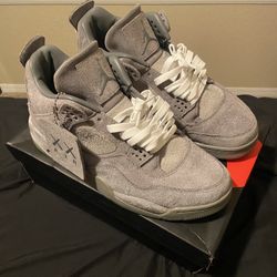 Jordan 4 Kaws 