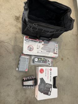 Tool Bundle with Bag – Socket Set, Bit Set & More. OBO !